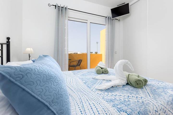 Ferienhaus für 4 Personen, mit Balkon und Ausblick - 1