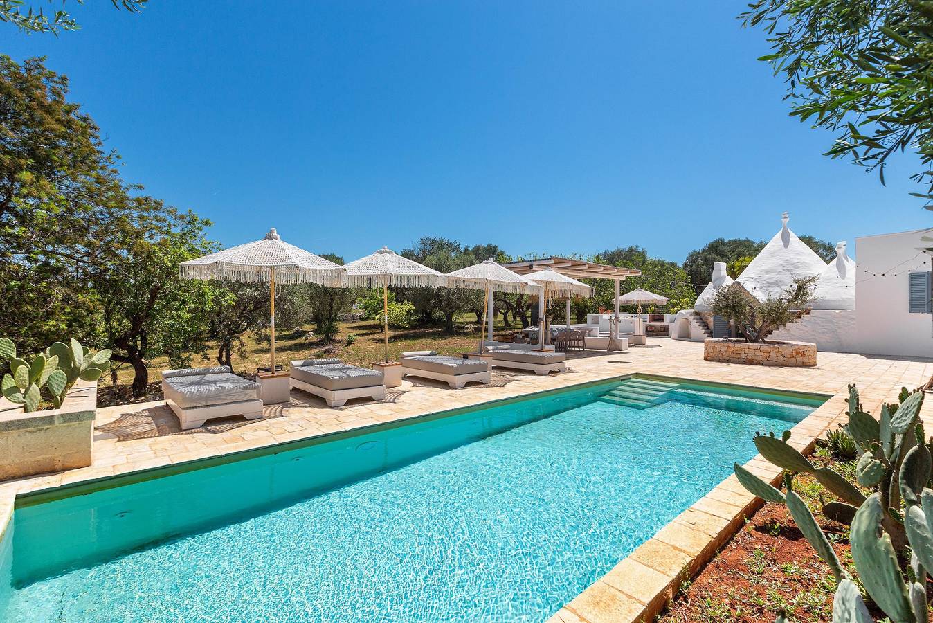 Trullo für 7 Personen mit Pool in Certosa, Ostuni