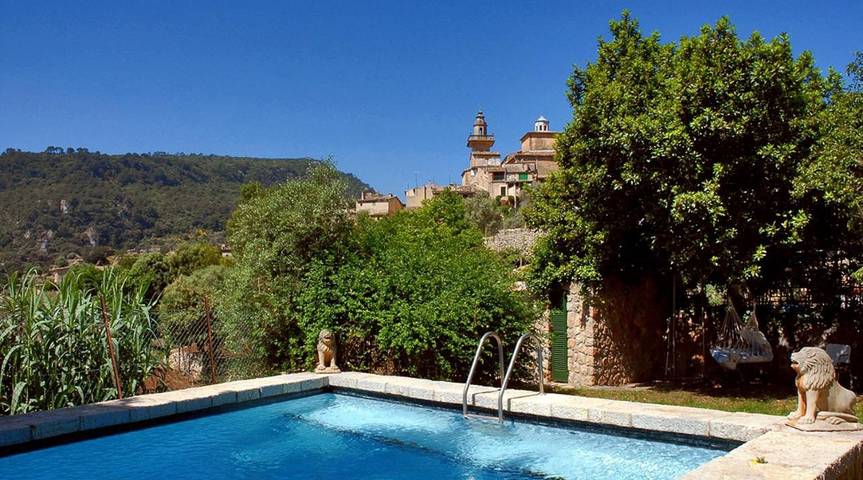 Hotel für 3 Personen, mit Terrasse und Garten sowie Pool