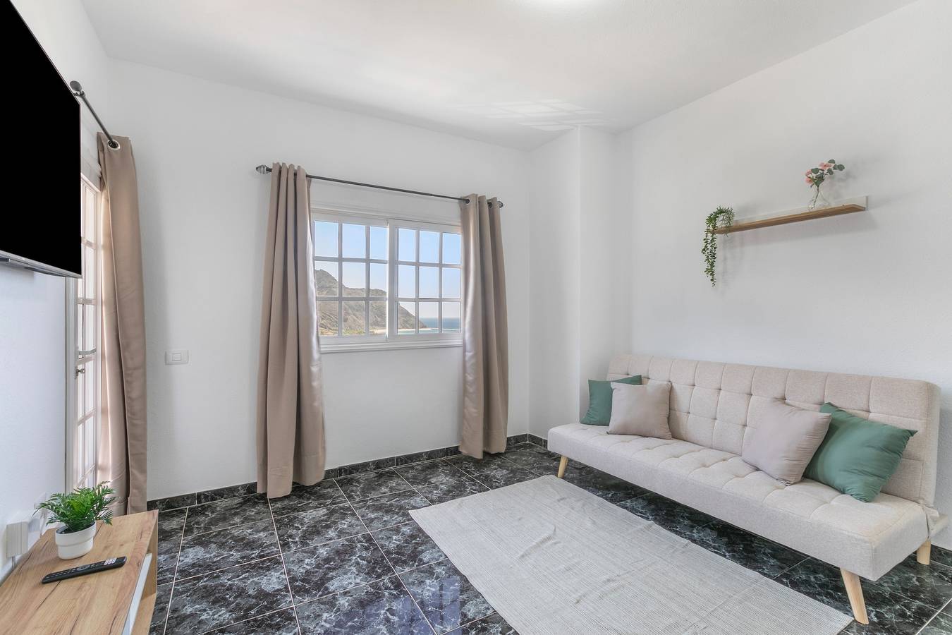 Ganze Wohnung, Ferienwohnung 'Momento Florida' mit Meerblick, Balkon und Wlan in Anaga, Santa Cruz de Tenerife