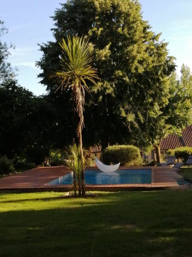 Chambre d’hôte pour 4 personnes, avec piscine et jardin à Douville