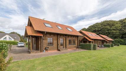 Ferienhaus für 5 Personen, mit Ausblick und Garten sowie Sauna in Sassnitz