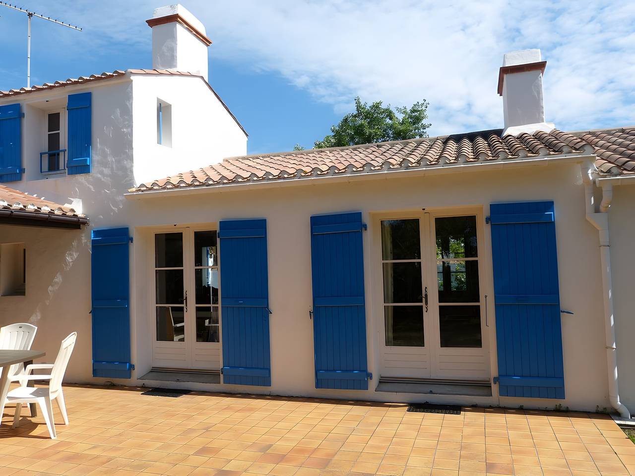 Villa "Noirmoutier" with Private Terrace and Garden in Noirmoutier-en-l'Île, Noirmoutier