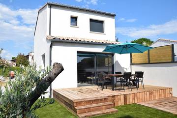 Cottage pour 6 personnes, avec jardin ainsi que jacuzzi et terrasse, animaux acceptés à Saint-Just