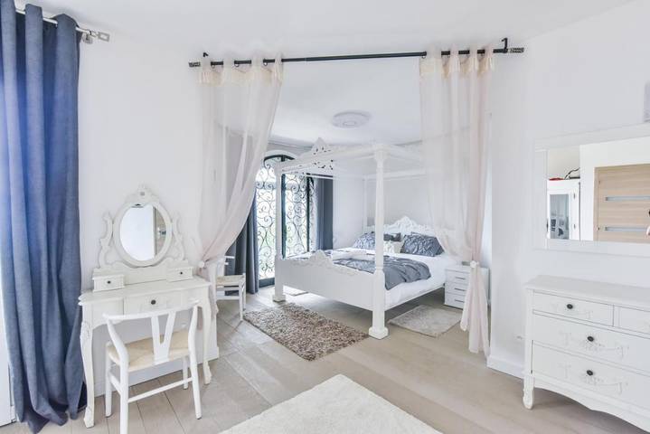 Location de vacances pour 10 personnes, avec sauna et vue ainsi que jardin et piscine à La Turbie - 3