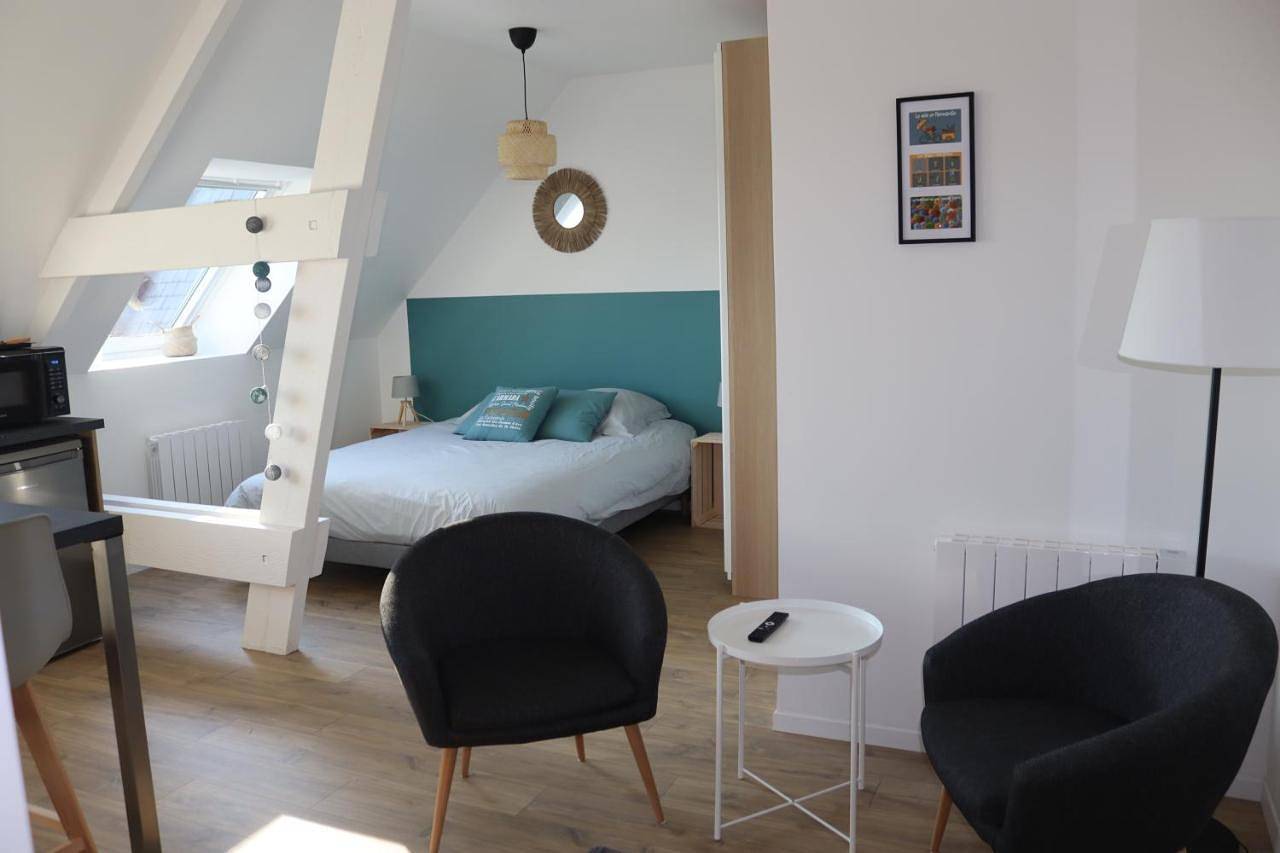 Appartement entier, "Le 104" studio cosy proche de Rouen avec parking in Mont-Saint-Aignan, Région de Rouen