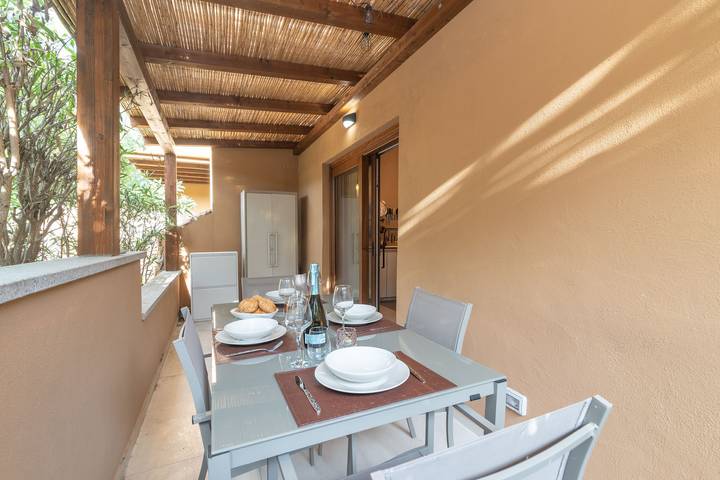 Villa per 4 persone, con terrazza ad Olbia