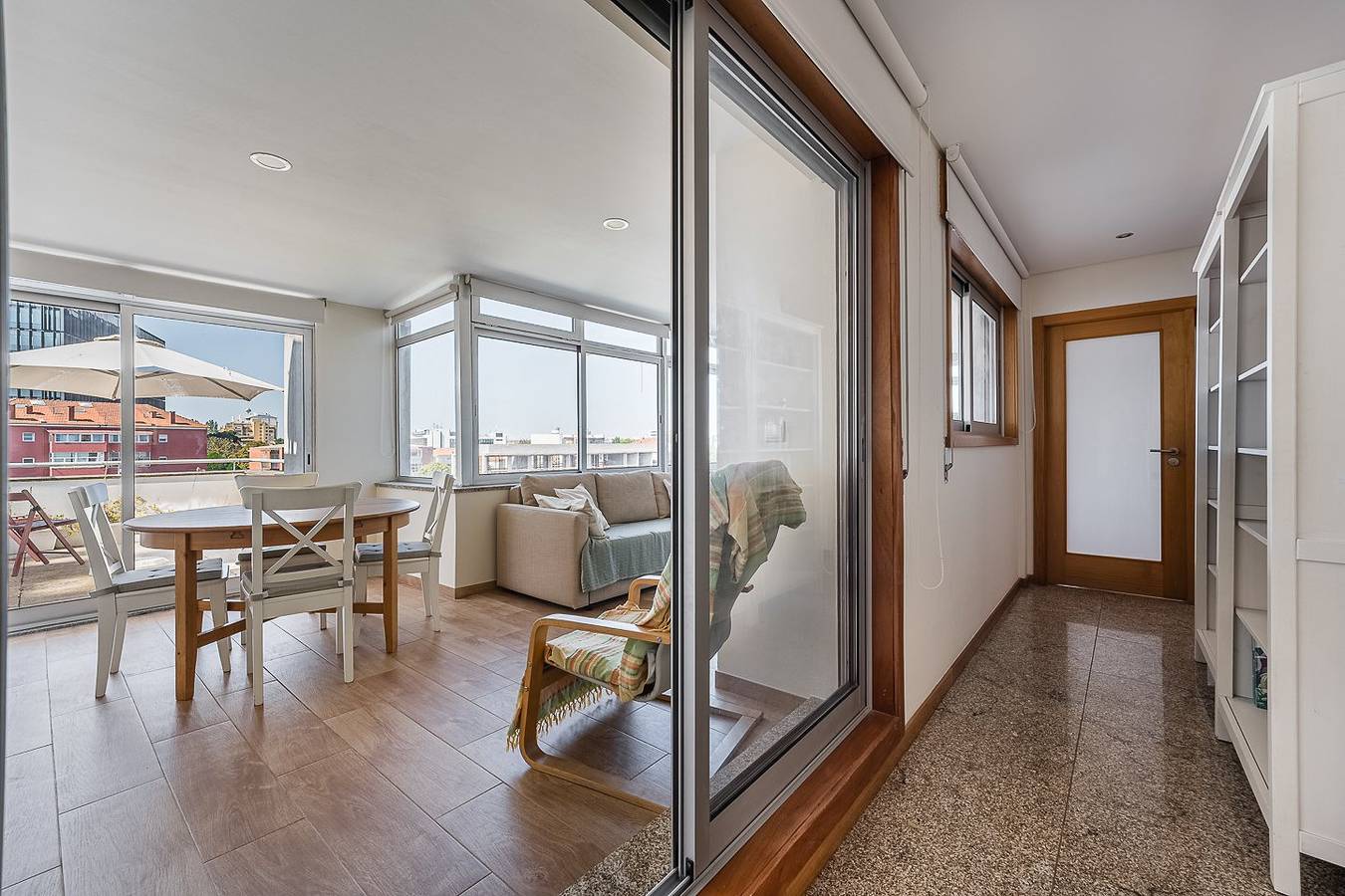 Entire apartment, Guestready - Modern haven with a balcony in Porto, Porto District
