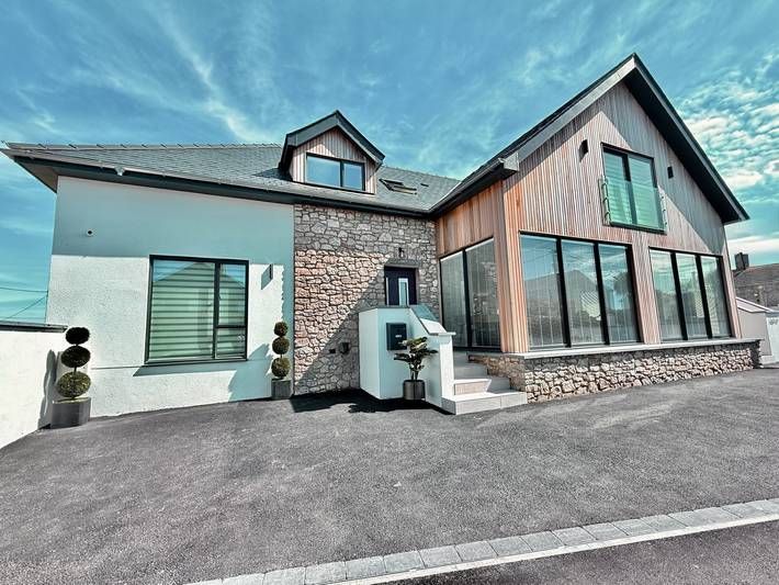 Cottage for 14 people, with garden, with pets in Rhosneigr