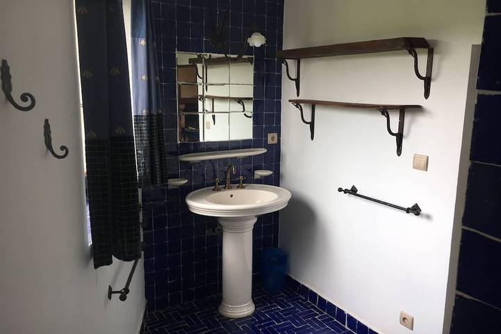 Location de vacances pour 5 personnes, avec jardin à Compreignac - 3