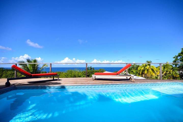 Appartement de vacances pour 2 personnes, avec vue ainsi que piscine et terrasse, adapté aux familles