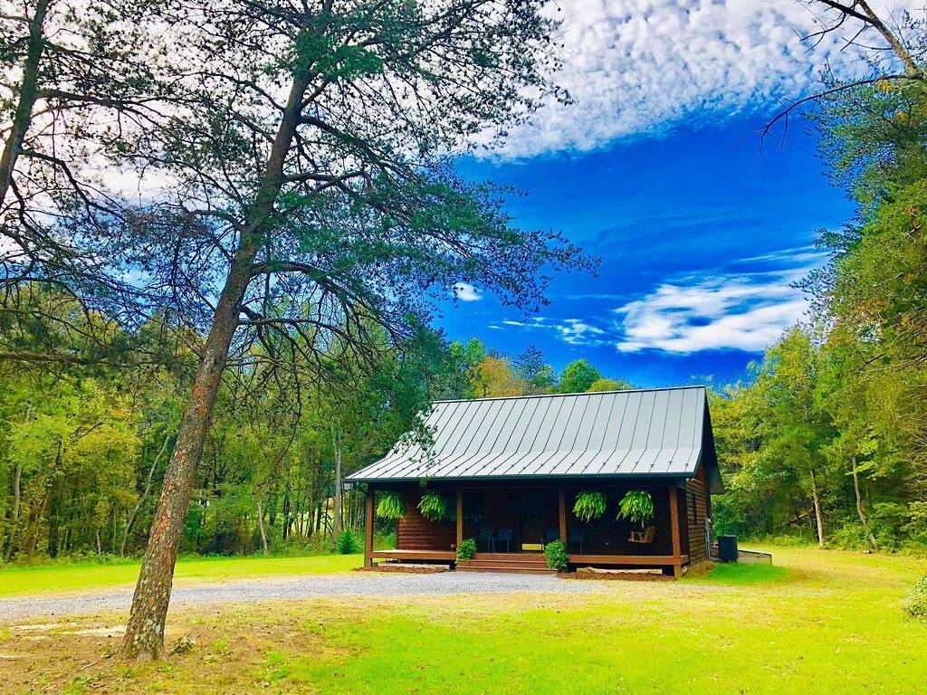 Genießen Sie einsame sternenklare Nächte! In der Nähe von Luray, Hottub, Wifi, Handicap, Kamin in Page County