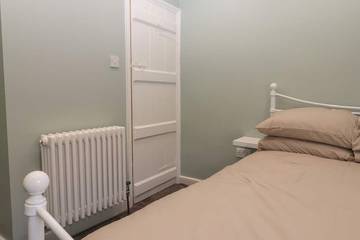 Holiday Home for 4 People in Eastbourne, East Sussex, Photo 2
