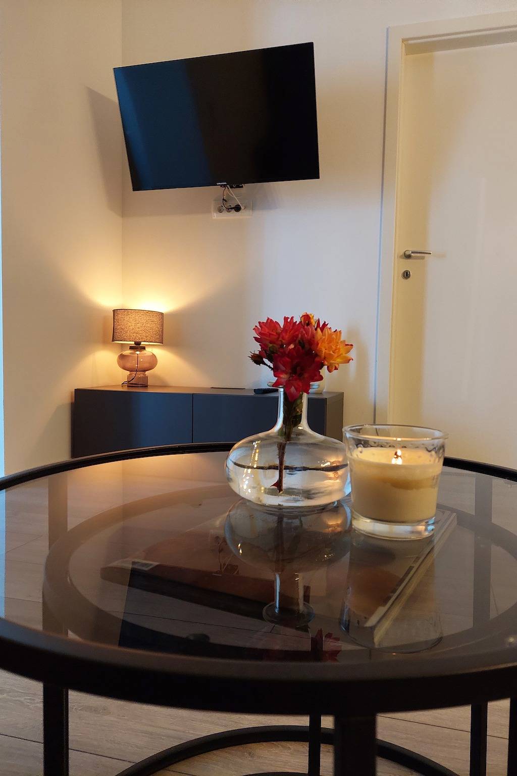 Ganze Wohnung, 2-Zimmer-Ferienwohnung mit Terrasse Vrpolje, Sibenik A-24474-a in Šibenik-Knin