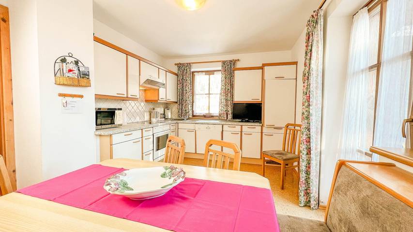 Ganze Ferienwohnung, Appartment/ 2 Schlafräume/Dusche, Wc in Kleinarl, Ski Amadé