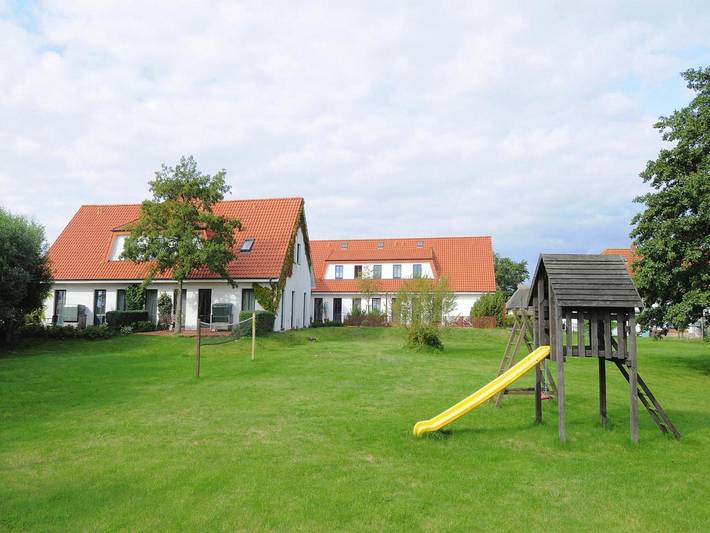 Ferienwohnung für 4 Personen, mit Terrasse und Garten sowie Sauna auf Hiddensee - 3