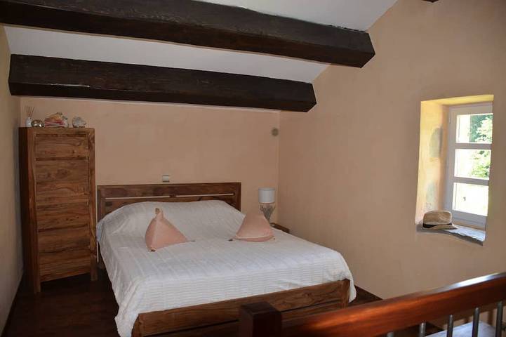 Location de vacances pour 8 personnes, avec jardin et terrasse à Rivière-sur-Tarn - 2