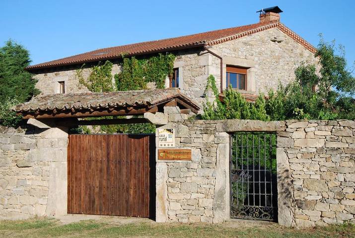 Chalet para 17 personas, con Balcón y Terraza además de Jardín y Piscina en Parque Natural de las Arribes del Duero - 3