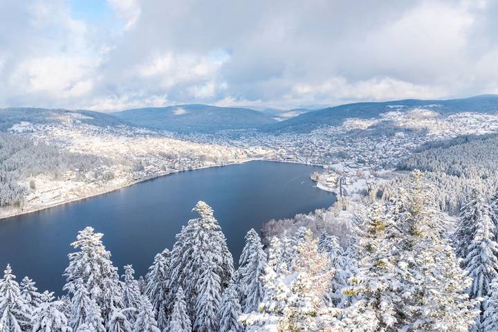 Location de vacances pour 8 personnes, avec jardin, adapté aux familles à Rochesson - 3