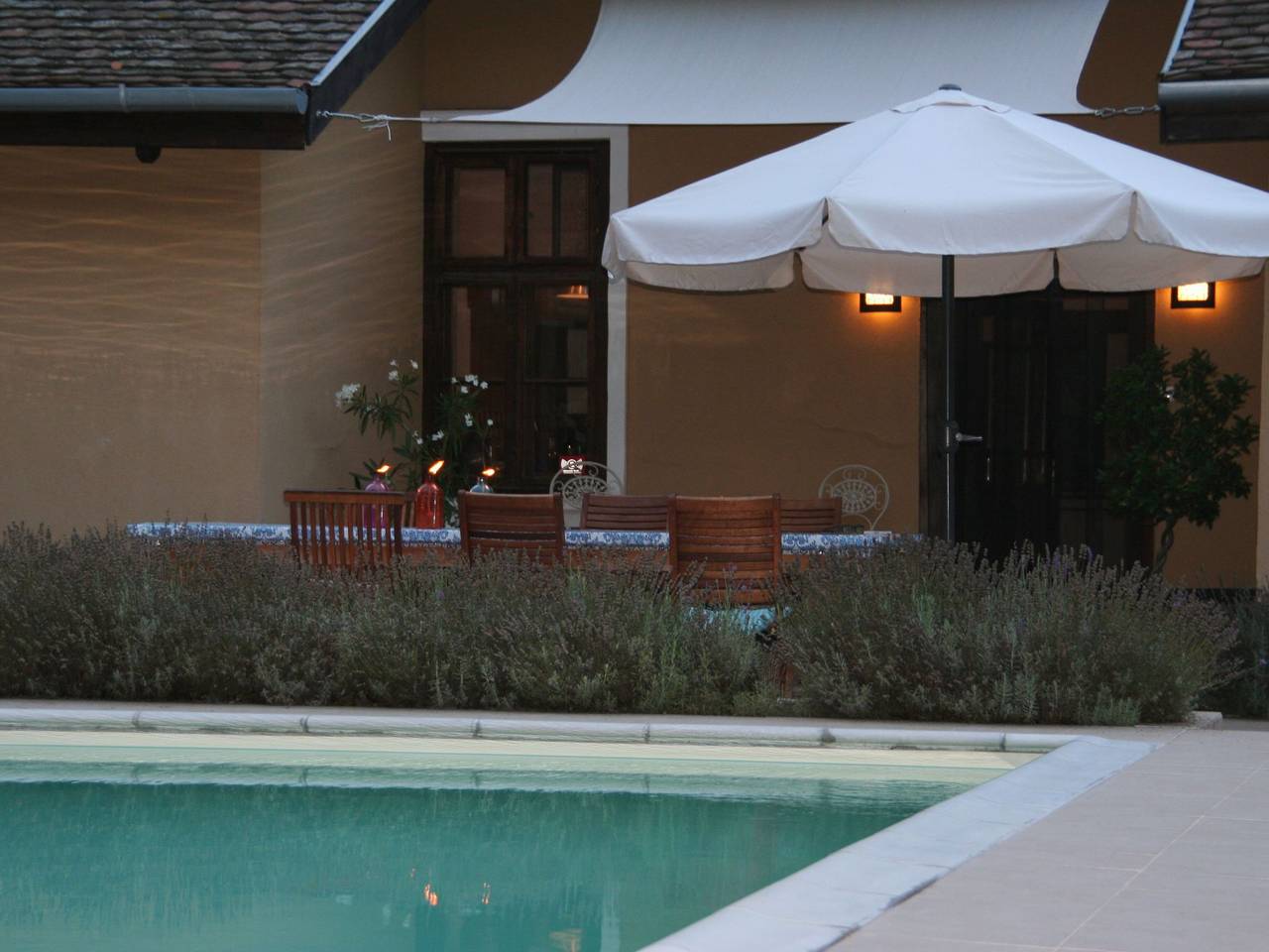 Hütte mit Garten, Grill und Terrasse in Tiszaszentimre, Jász-Nagykun-Szolnok megye