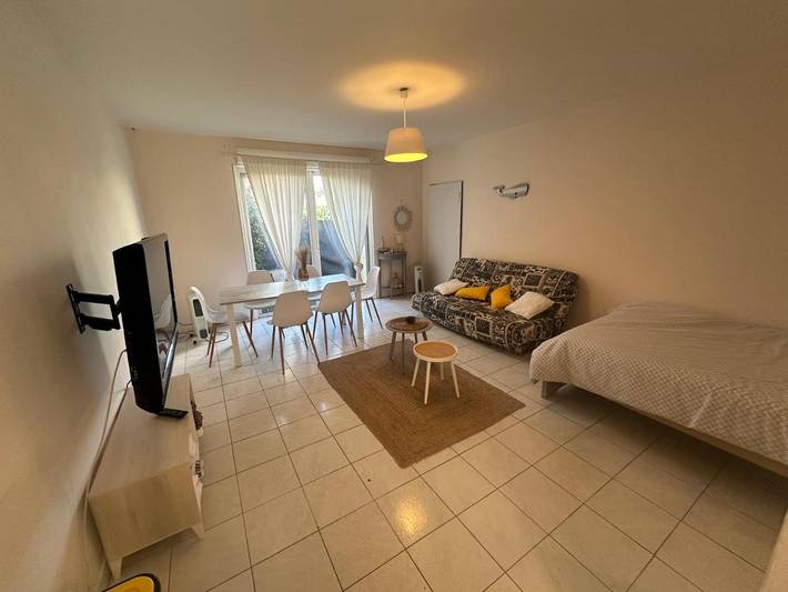 Appartement de vacances pour 2 personnes, avec jardin et terrasse, animaux acceptés
