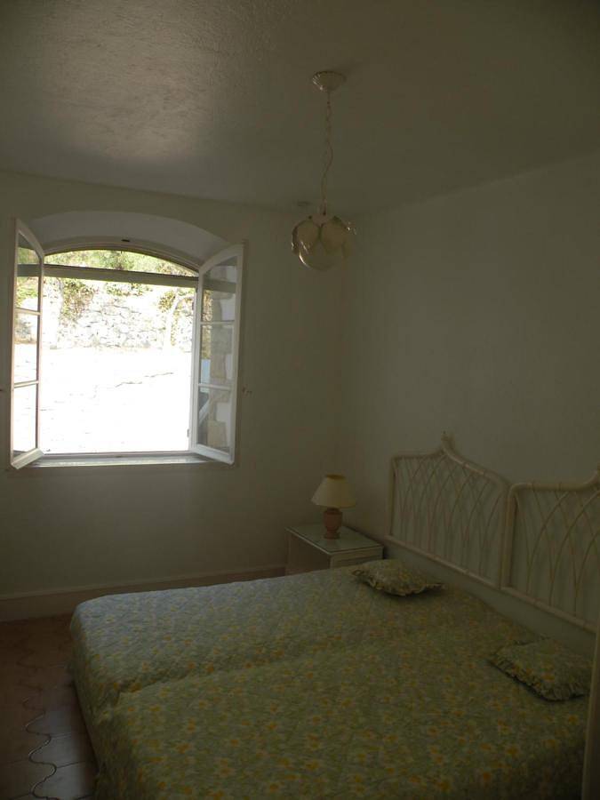 Gîte pour 4 personnes, avec sauna et vue ainsi que piscine et balcon dans Saint-Jean de l'Esterel - 3