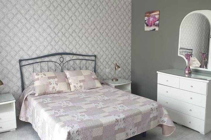 Gîte pour 4 personnes, avec balcon dans Arinaga - 2