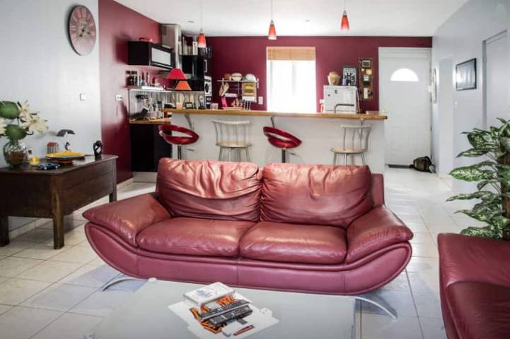 Maison de vacances pour 6 personnes, avec jardin et terrasse à Creuzier-le-Vieux