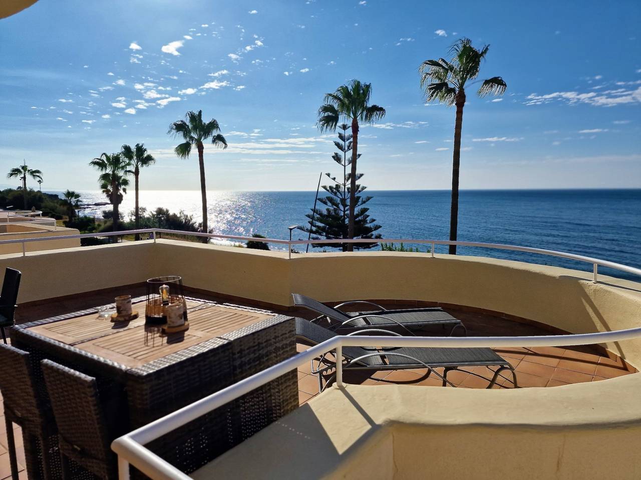 Ganze Ferienwohnung, Strandwohnung Bermuda Beach 1 in Buenas Noches, Estepona
