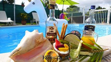 Location de vacances pour 6 personnes, avec piscine ainsi que jardin et jacuzzi, animaux acceptés à Les Abymes