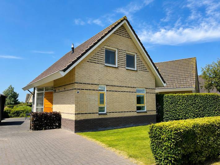 Ferienhaus für 6 Personen, mit Terrasse und Balkon/Terrasse sowie Sauna
