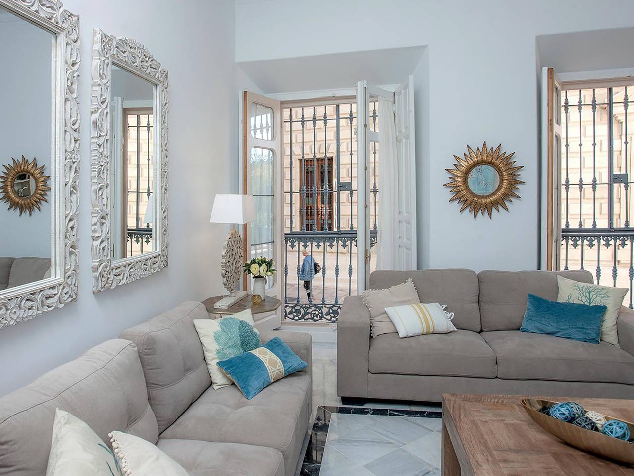 Entire vacation apartment, Aduana Presidential Living4malaga in Malaga Centro Historico, Malaga