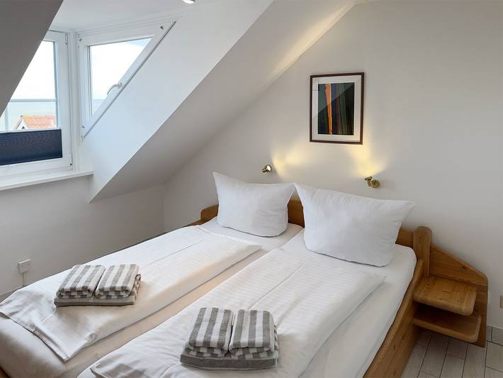 Ganze Wohnung, Ferienwohnung Südspitze 10 mit Meerblick in Wittdün – nur 100 m bis zum Strand in Nordfriesische Inseln (Schleswig-Holstein) (Schleswig-Holstein), Wittdün