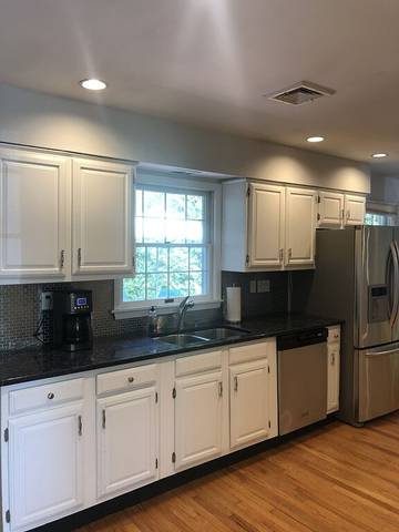 Vacation Home for 8 Guests in Village of East Hampton, North Fork, Picture 2