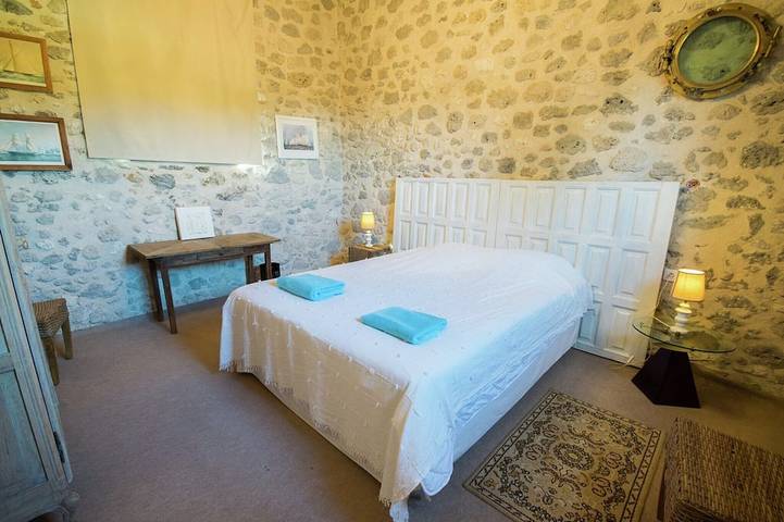 Location de vacances pour 12 personnes, avec Terrasse ainsi que Jardin et Piscine à Fargues-sur-Ourbise - 3