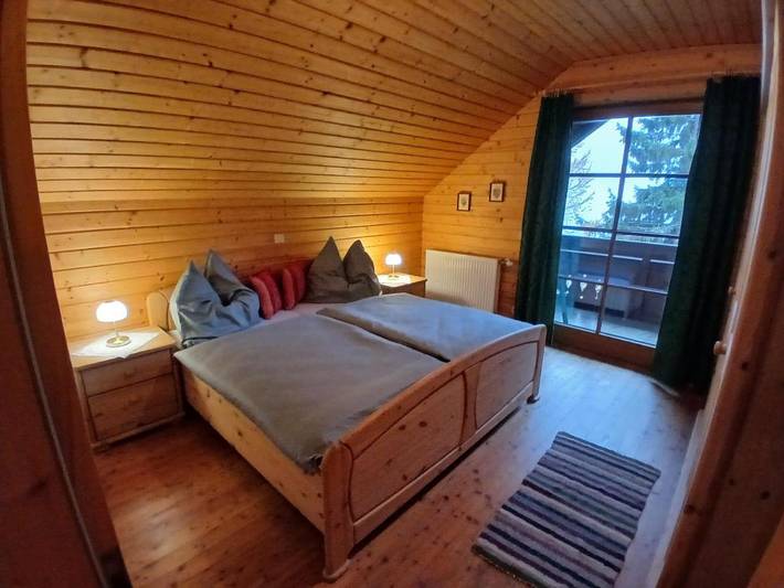Hütte für 5 Personen, mit Ausblick und Terrasse in Gerlitzen
