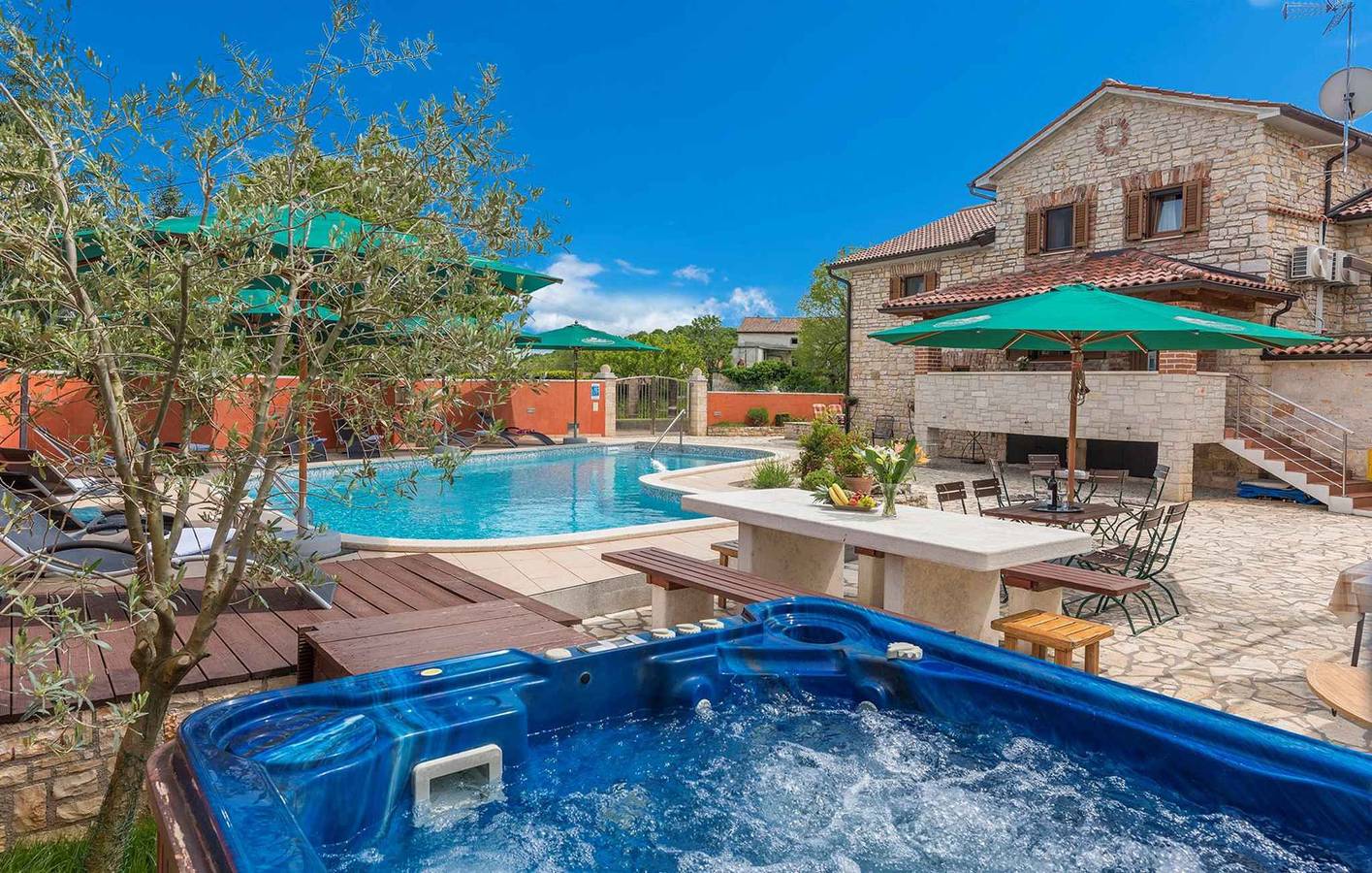 Ganze Ferienwohnung, Ferienwohnung mit Terrasse  in Medaki, Istrien