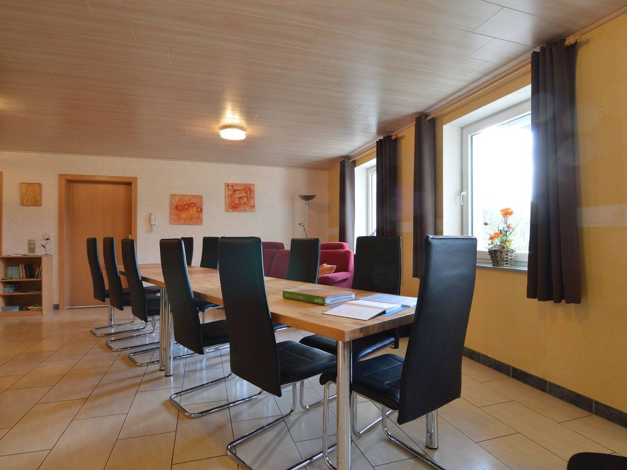 Ganze Wohnung, Wohnung in Grüfflingen mit Sauna & See in Burg-Reuland, Lüttich und Umgebung