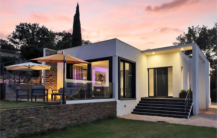 Location de vacances pour 6 personnes, avec jardin ainsi que piscine et terrasse à Callian - 4