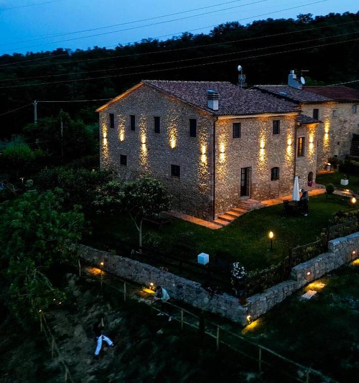 Agriturismo per 3 persone, con Giardino e Panorama a Collesalvetti