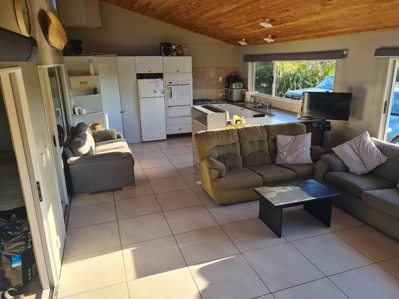 Kiwi bach at a secluded Northland East Coast beach in Whangarei District