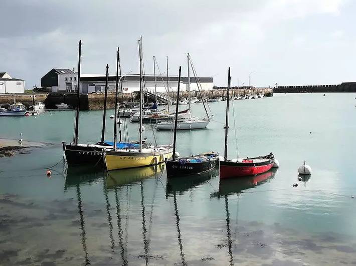 Location de vacances pour 8 personnes, avec jardin à Plobannalec-Lesconil