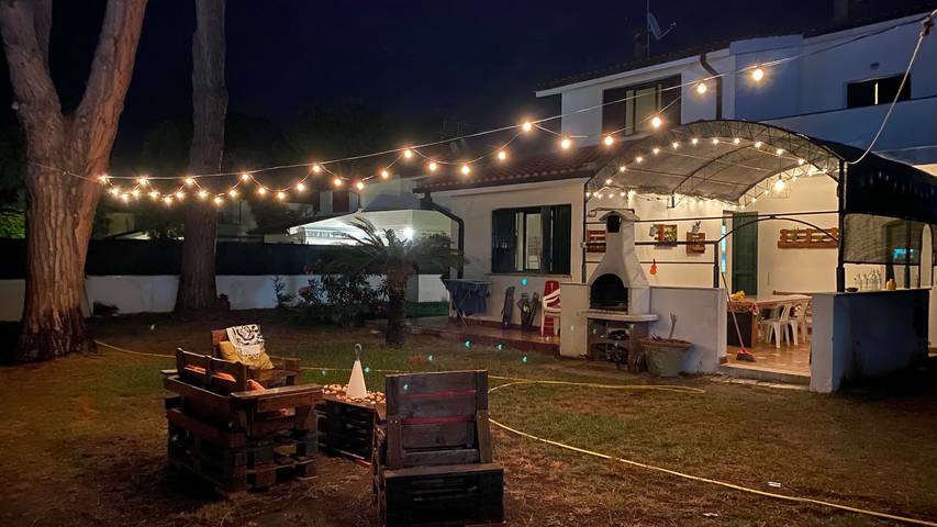 Villa 'Gioia - Vicino alla Spiaggia' con Terrazza Privata, Giardino Privato e Balcone in Spiagga Salto di Fondi, Fondi