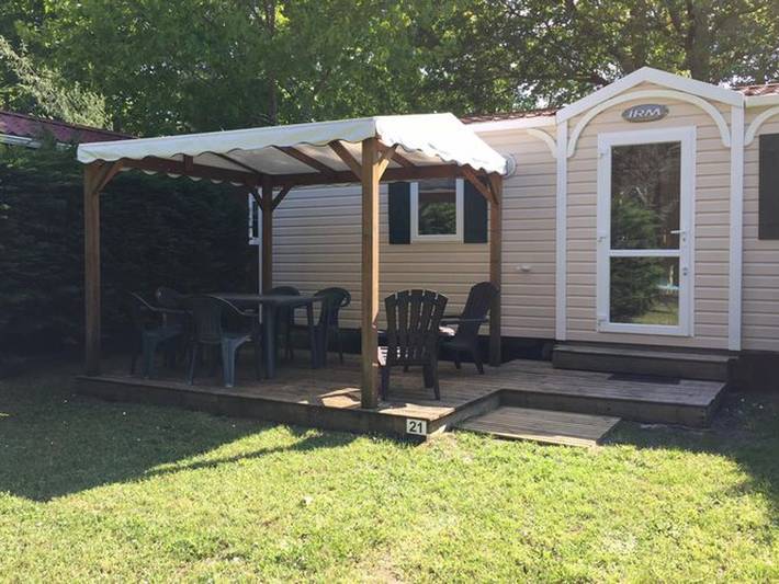 Camping voor 5 personen, met terras en zwembad in Vendays-Montalivet
