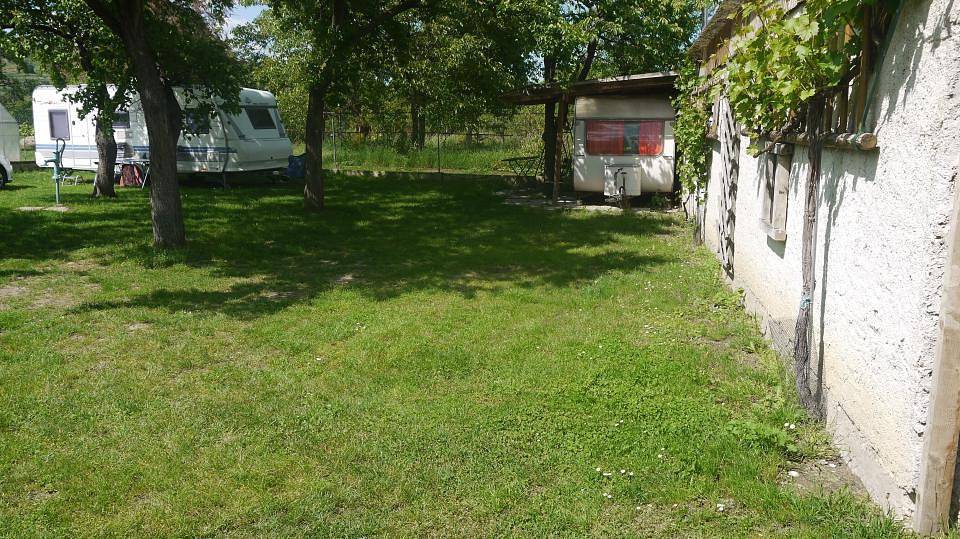 Ganze Ferienwohnung, Weinbau - Camping - Gästezimmer Ettenauer - Hofzimmer in Rohrendorf bei Krems, Bezirk Krems an der Donau-Land