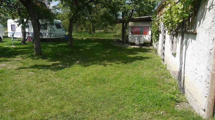 Weinbau - Camping - Gästezimmer Ettenauer - Hofzimmer in Rohrendorf bei Krems, Bezirk Krems an der Donau-Land