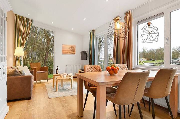 Comfortable chalet for 4 persons in Drenthe