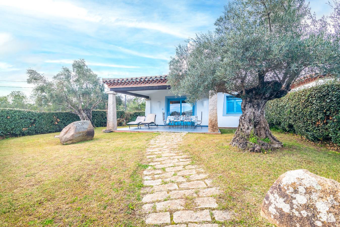 Appartamento intero, Appartamento 'Elegante Villetta Al Mare Agrustos' con terrazza privata, giardino e aria condizionata in Agrustos, Olbia-Tempio