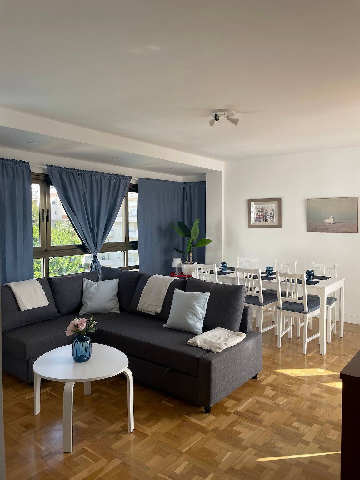 Entire apartment, Apartment 'Marina View Benalmadena' with Sea View, Shared Pool and Air Conditioning in Benalmádena Costa, Benalmádena