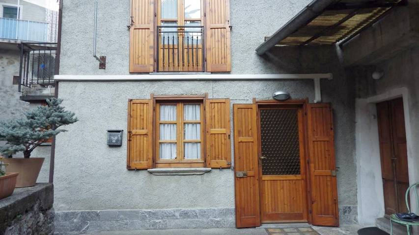 Location de vacances pour 3 personnes, avec balcon à Oliveto Lario - 2